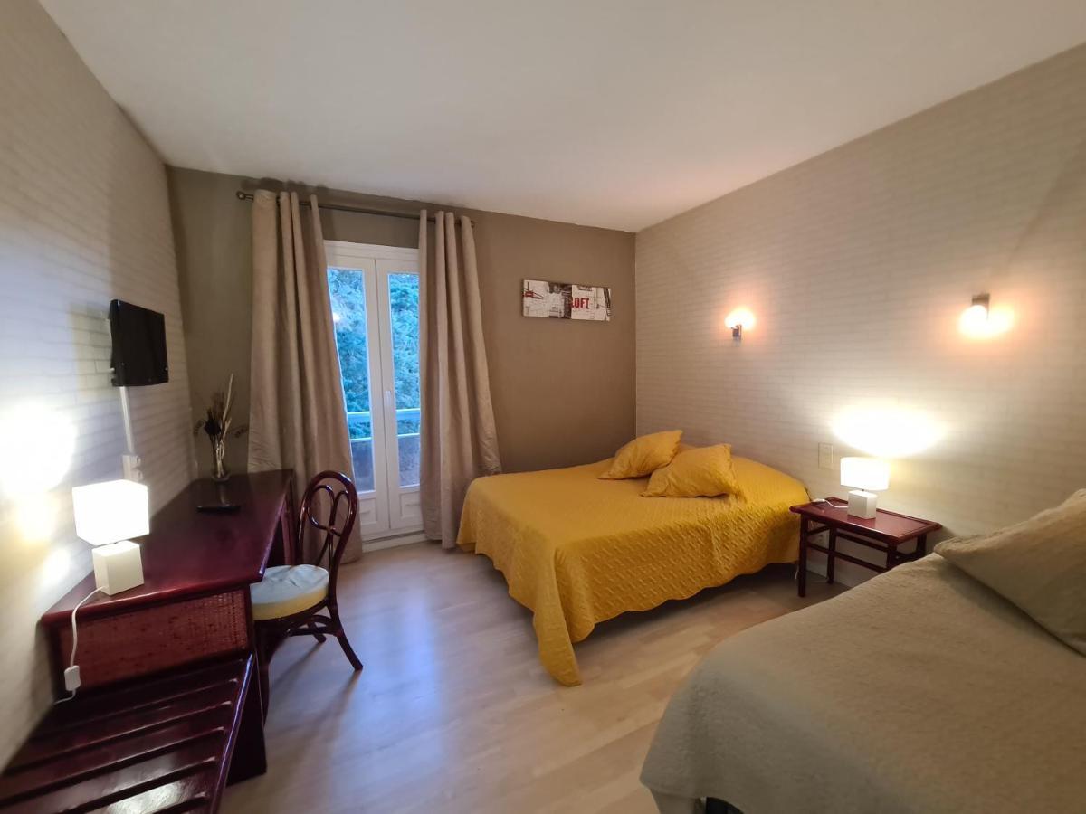 Hotel Restaurant Le Mas De L'Olivier Pont-Saint-Esprit Εξωτερικό φωτογραφία