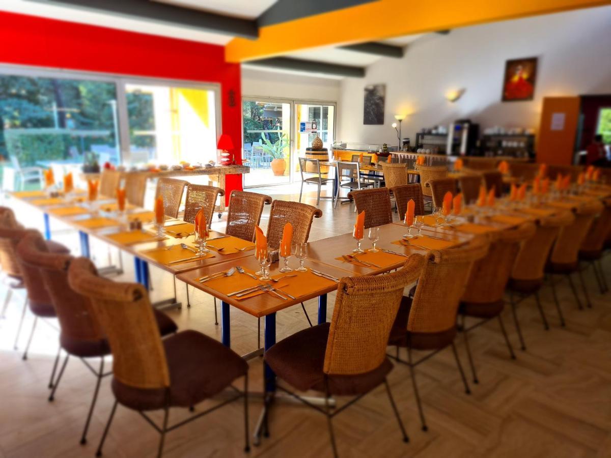 Hotel Restaurant Le Mas De L'Olivier Pont-Saint-Esprit Εξωτερικό φωτογραφία