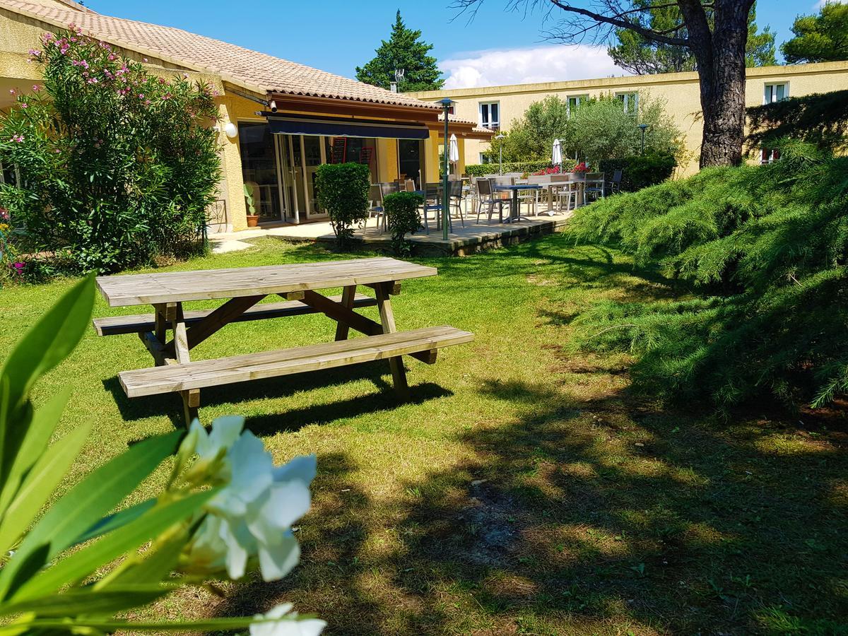Hotel Restaurant Le Mas De L'Olivier Pont-Saint-Esprit Εξωτερικό φωτογραφία