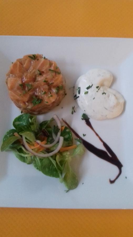 Hotel Restaurant Le Mas De L'Olivier Pont-Saint-Esprit Εξωτερικό φωτογραφία