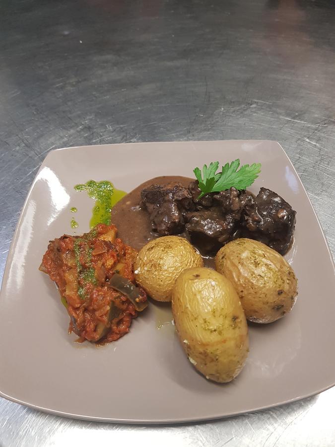 Hotel Restaurant Le Mas De L'Olivier Pont-Saint-Esprit Εξωτερικό φωτογραφία