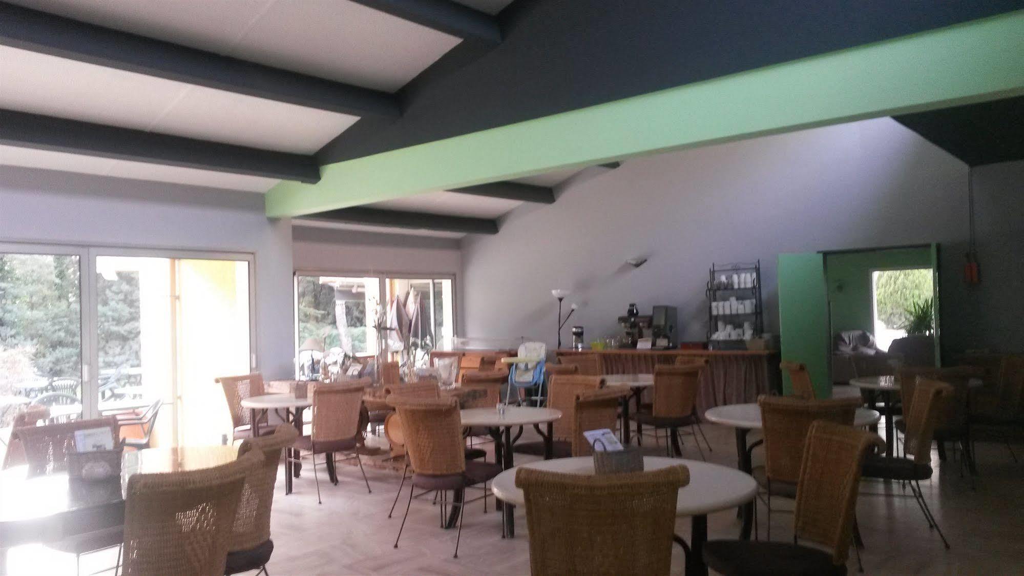 Hotel Restaurant Le Mas De L'Olivier Pont-Saint-Esprit Εξωτερικό φωτογραφία