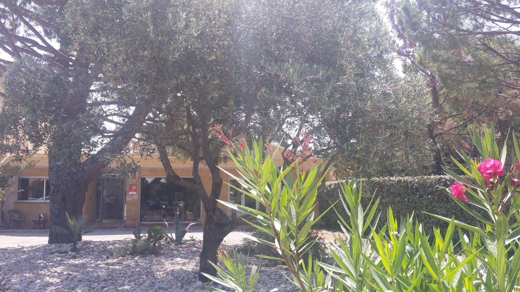 Hotel Restaurant Le Mas De L'Olivier Pont-Saint-Esprit Εξωτερικό φωτογραφία